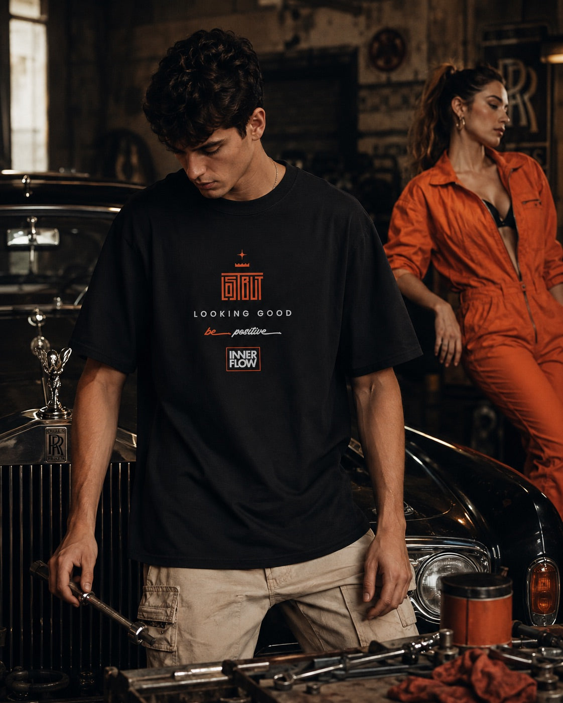 Looking Good graphic T-Shirt | Streetwear slogan tee, black retro script