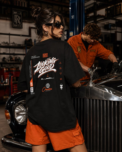 Looking Good graphic T-Shirt | Streetwear slogan tee, black retro script